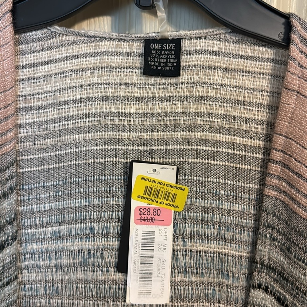 NWT sweater. Anna & Ava. One size. - Picture 2 of 5